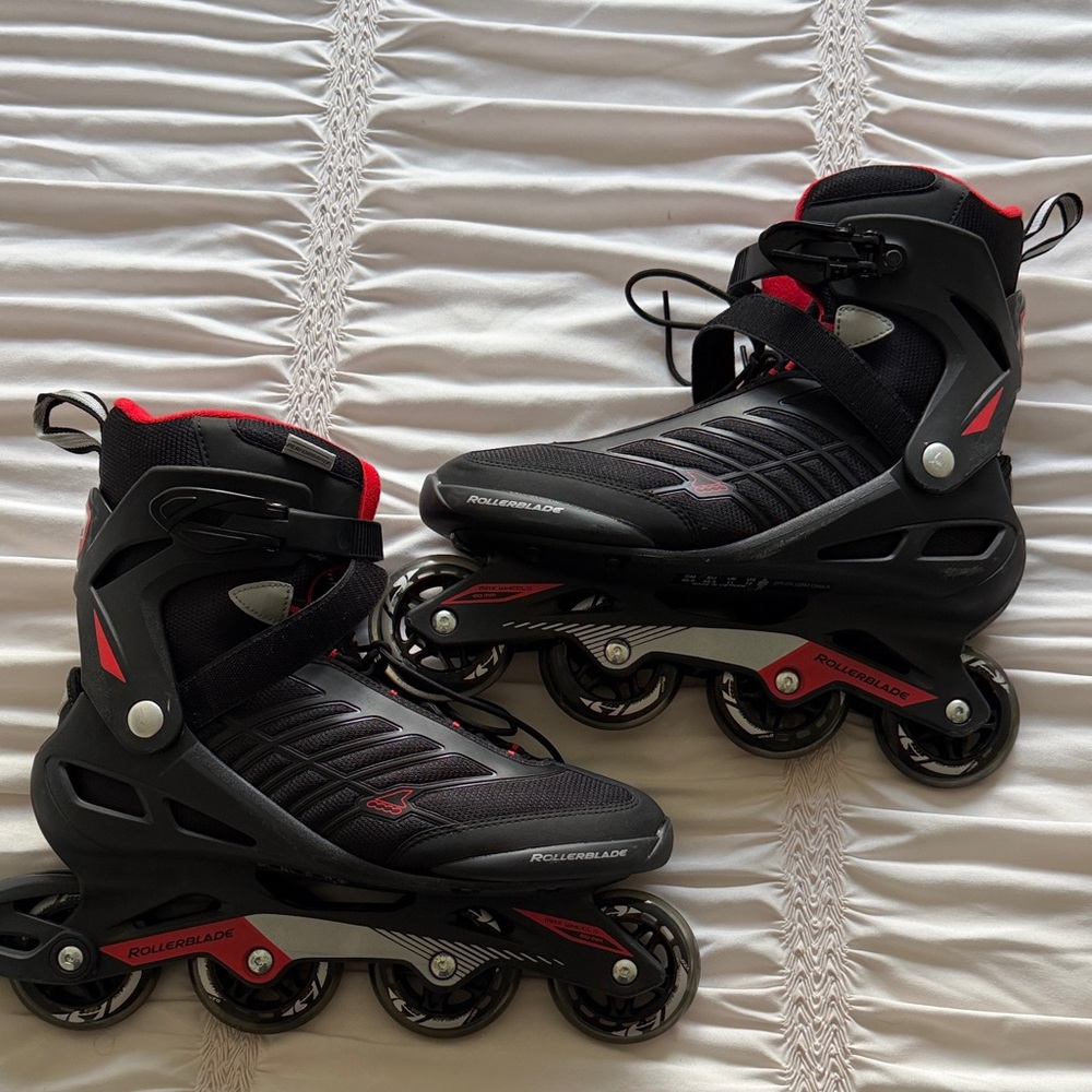 Men's Black and Red Rollerblade Max wheels 80mm